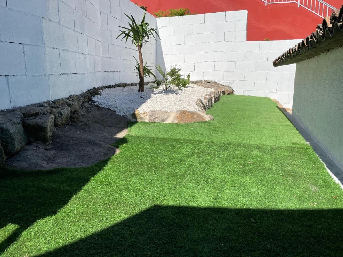Casita Independiente Y Tres Apartamentos Con Piscina Ladeira Playa 바이오나 외부 사진
