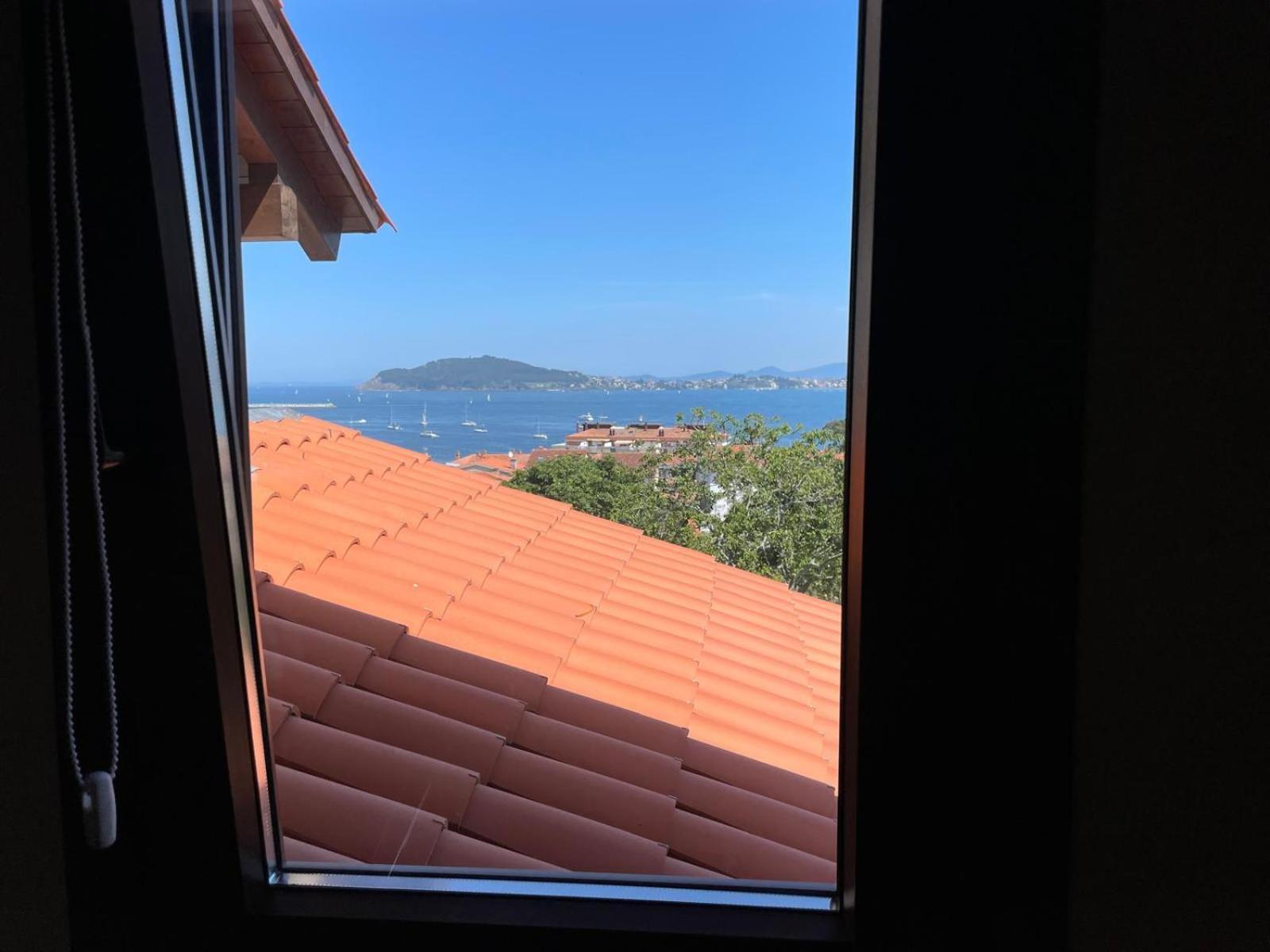 Casita Independiente Y Tres Apartamentos Con Piscina Ladeira Playa 바이오나 외부 사진