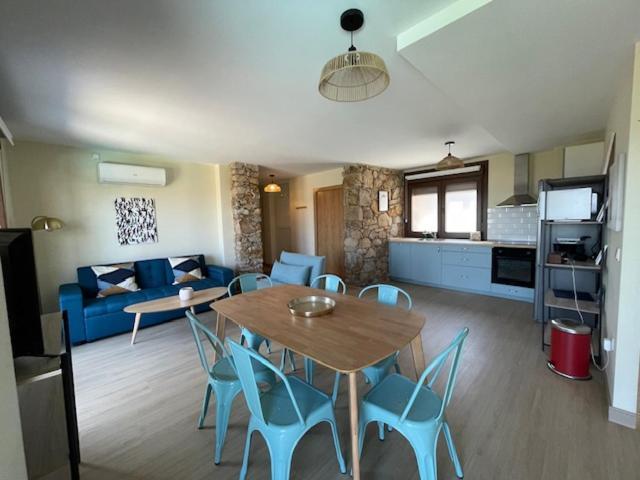 Casita Independiente Y Tres Apartamentos Con Piscina Ladeira Playa 바이오나 외부 사진
